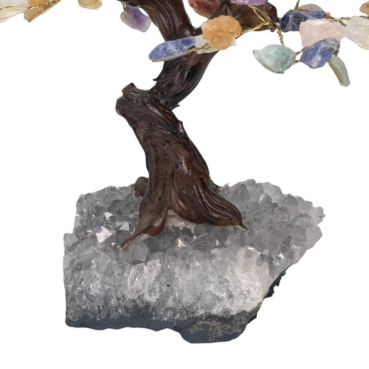 Edelsteen boompje met verschillende mineralen