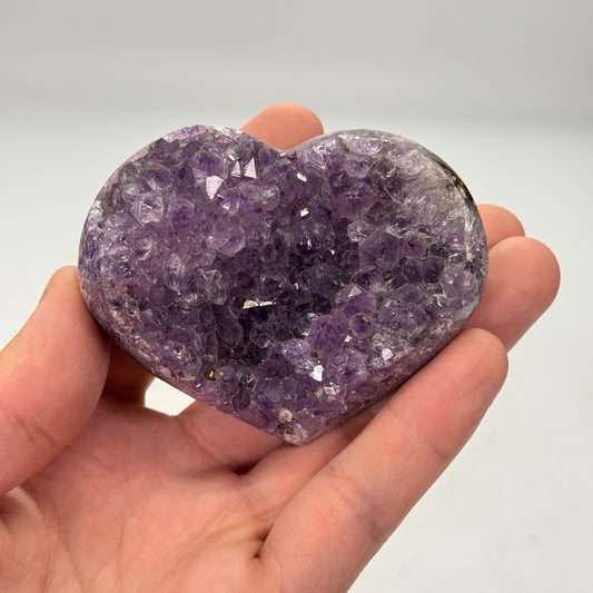 Paarse amethist geslepen in een hart vorm #2