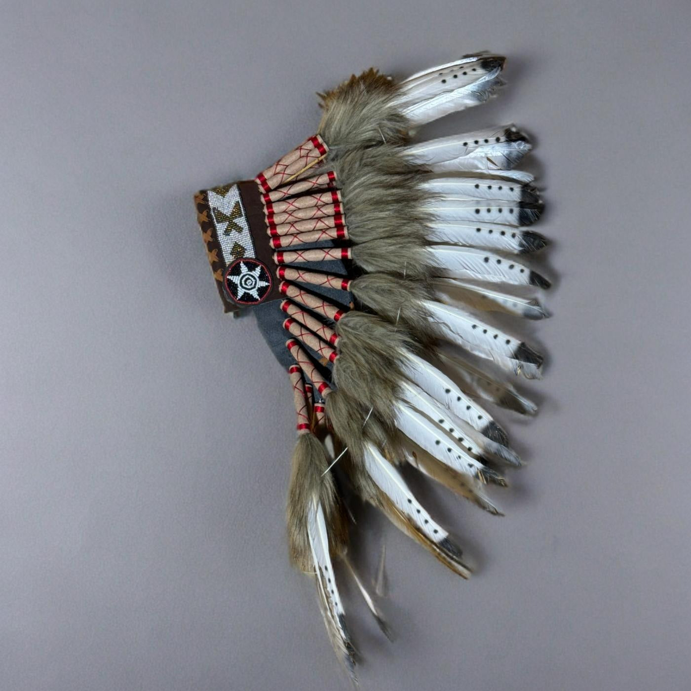 Coiffe indienne courte - marron