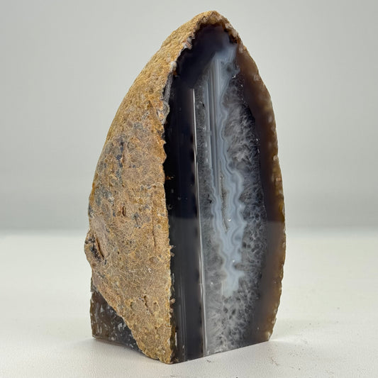 Agaat geode cut base 14 cm #16