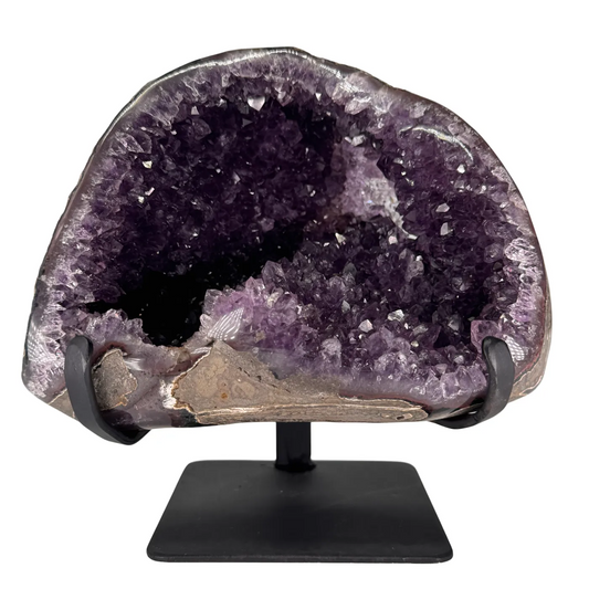 Amethist op Zwarte Metalen Standaard – Hoge Kwaliteit (2 kg)