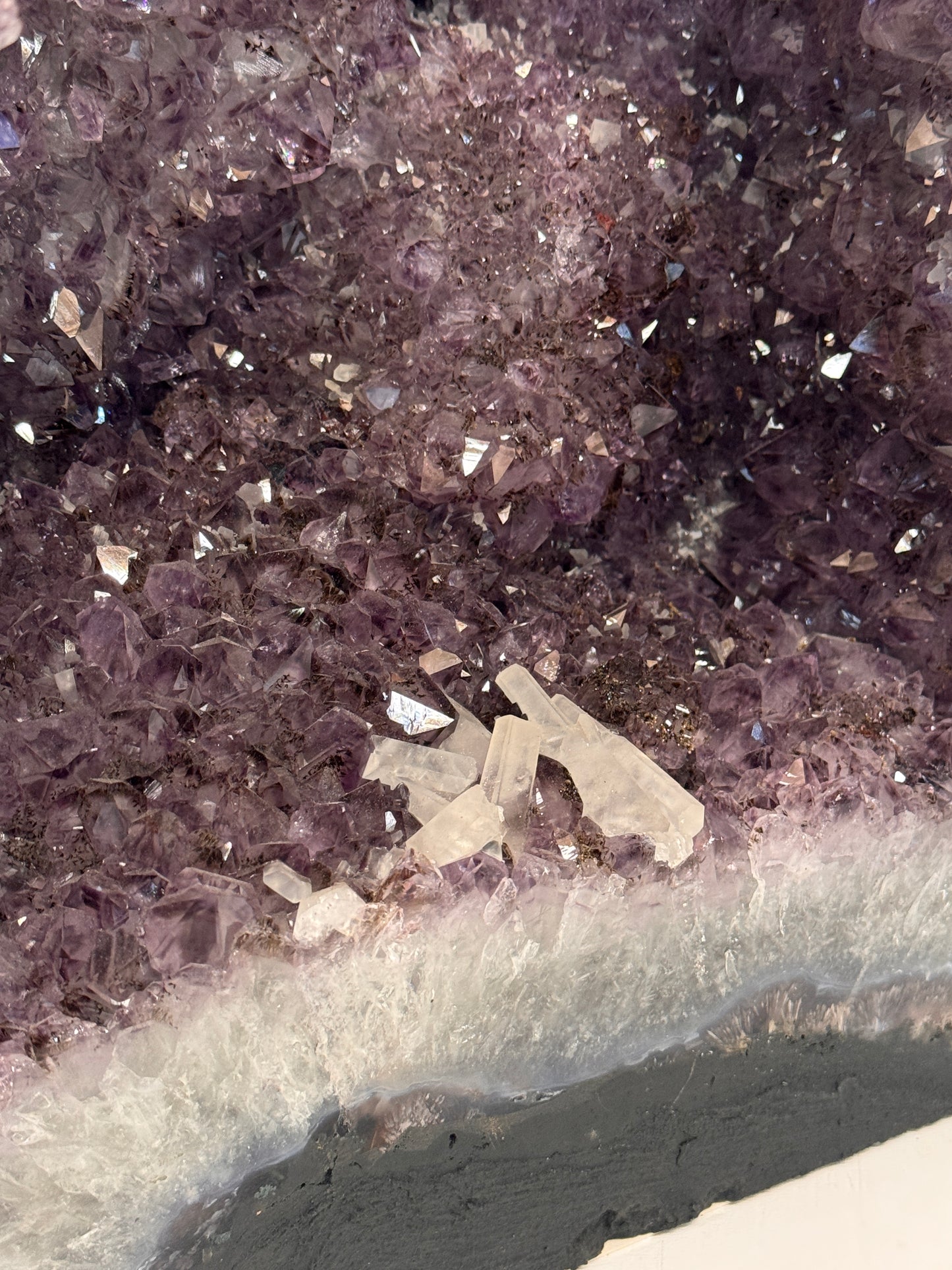 Grote XL Amethist Kathedraal – 77 cm Hoog – Brazilië (alleen afhalen)