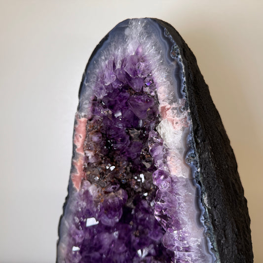 Dieppaarse Amethist Kathedraal – Hoge Kwaliteit uit Uruguay (11,4kg)