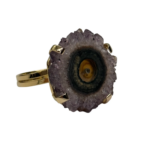Ring met amethist-stalactiet – handgemaakt uit Brazilië (One Size Fits All)