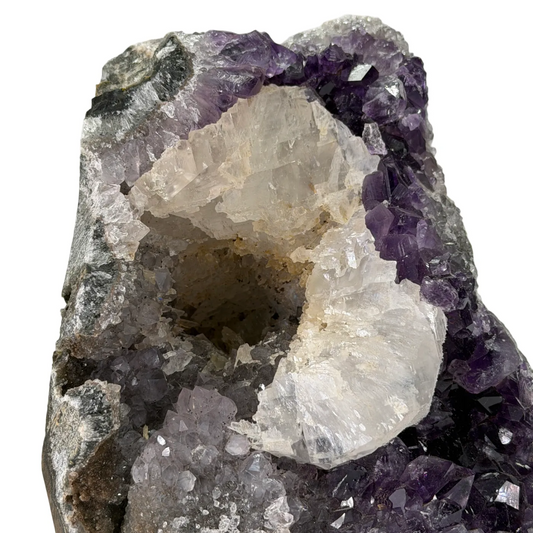 Amethist met calciet - speciale formatie #11