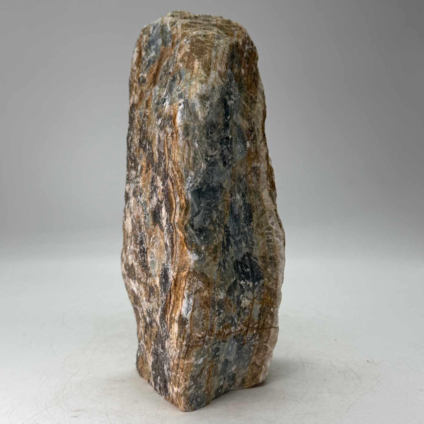 Blue onyx - raw - half polished - cut base - #2