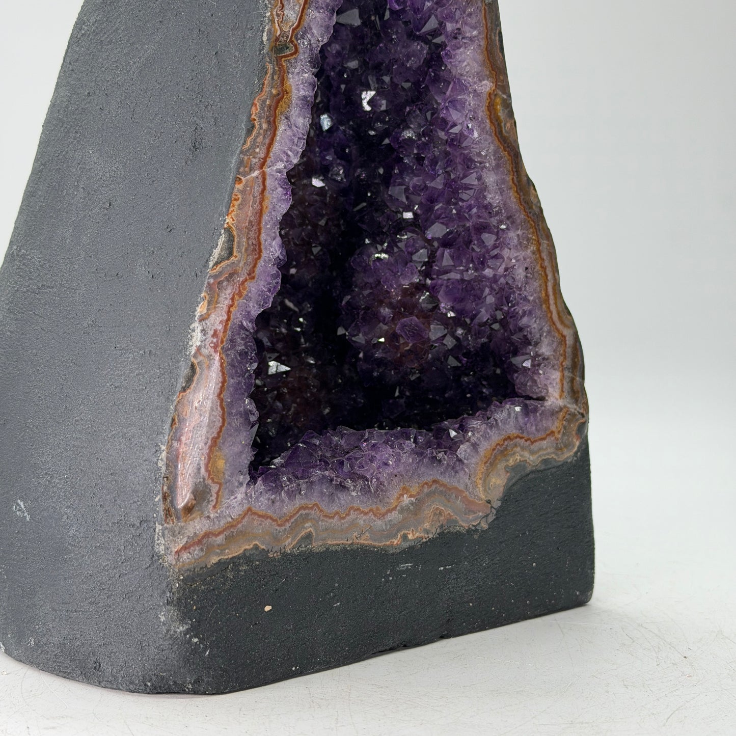 Donkerpaarse amethist kathedraal – hoge kwaliteit - 7 kg