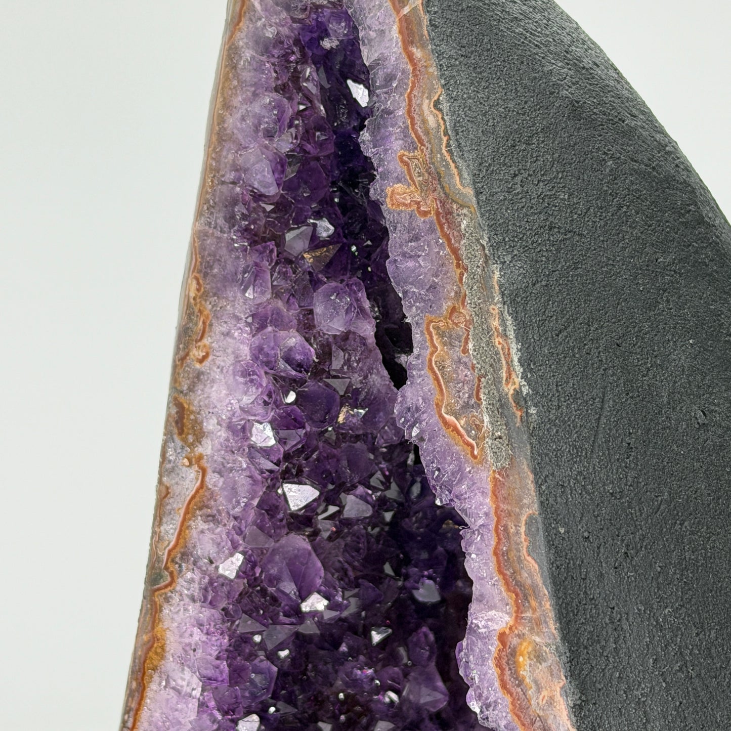 Donkerpaarse amethist kathedraal – hoge kwaliteit - 7 kg