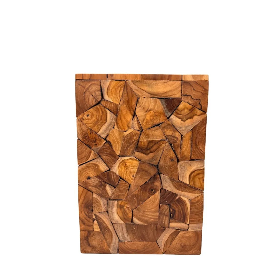 Bijzettafel van teakhout