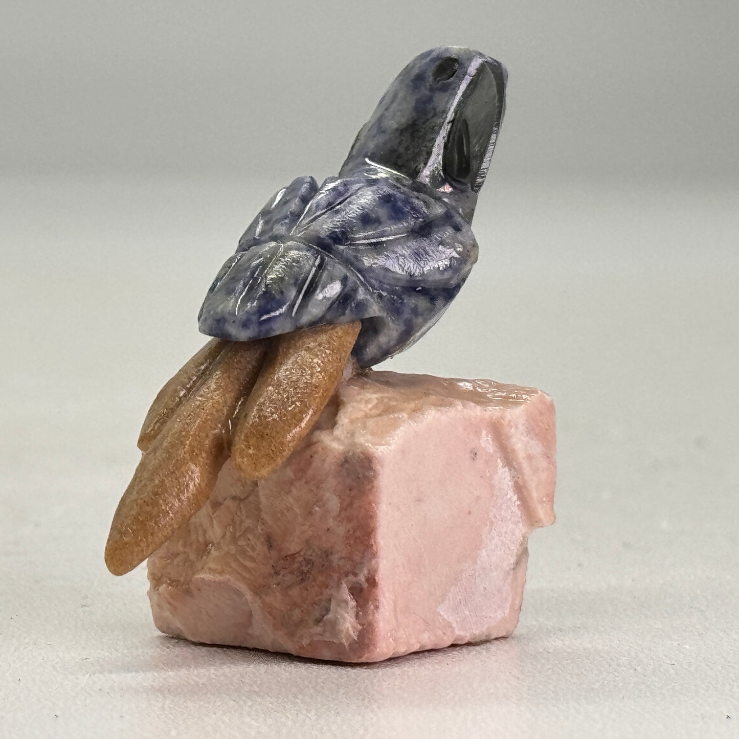Mini papegaai van natuurlijk mineraal steen