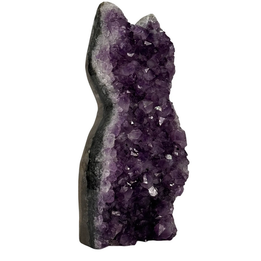 Prachtige handgeslepen amethist in de vorm van een uil