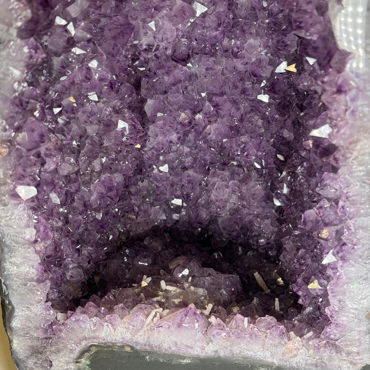 XL amethist kathedraal van 65 cm hoog  (alleen afhalen)