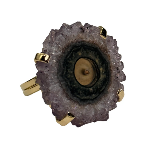 Ring met amethist-stalactiet – handgemaakt uit Brazilië (One Size Fits All)