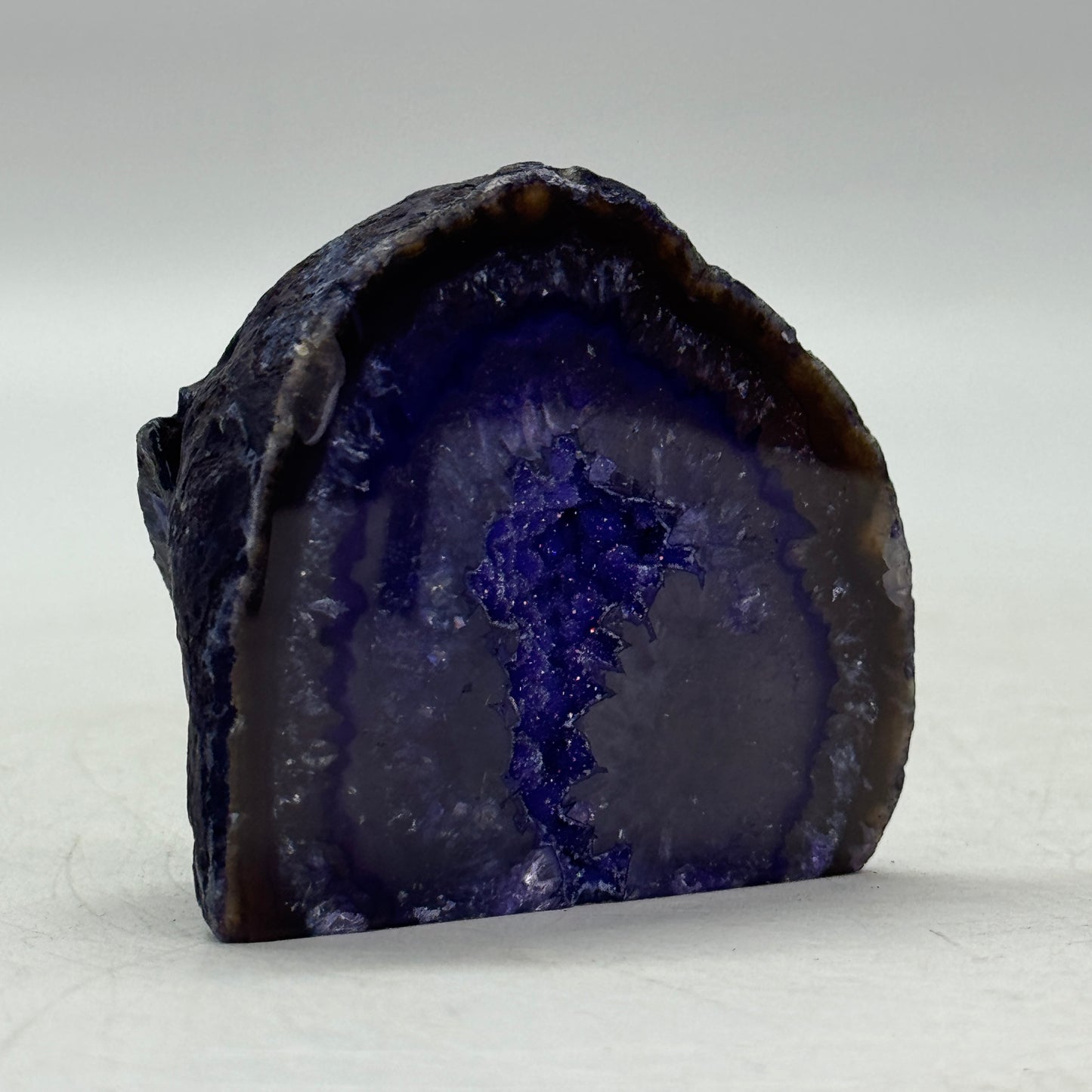 Prachtige paars agaat geode uit Brazilië (Druzy) – klein formaat