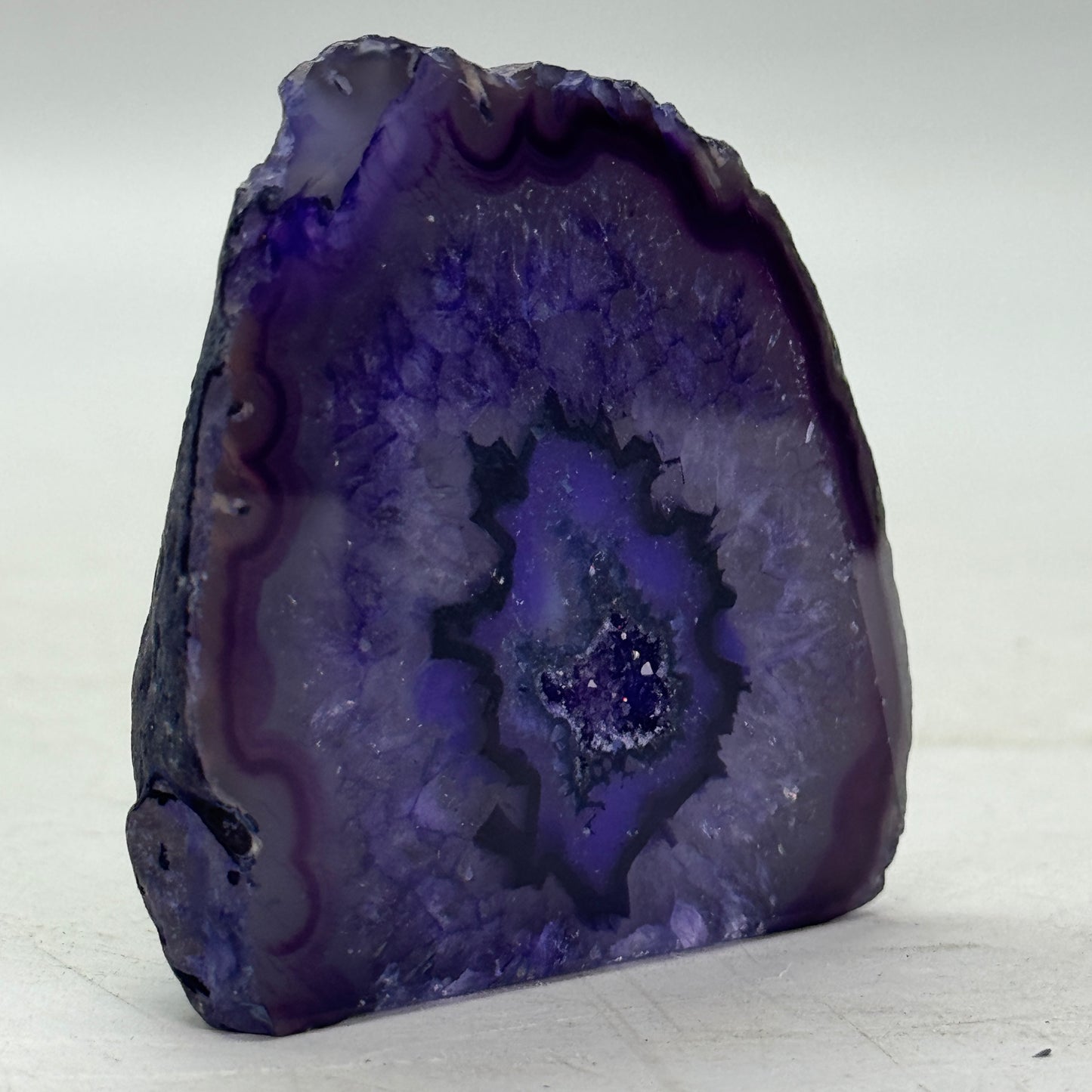 Prachtige paars agaat geode uit Brazilië (Druzy) – klein formaat