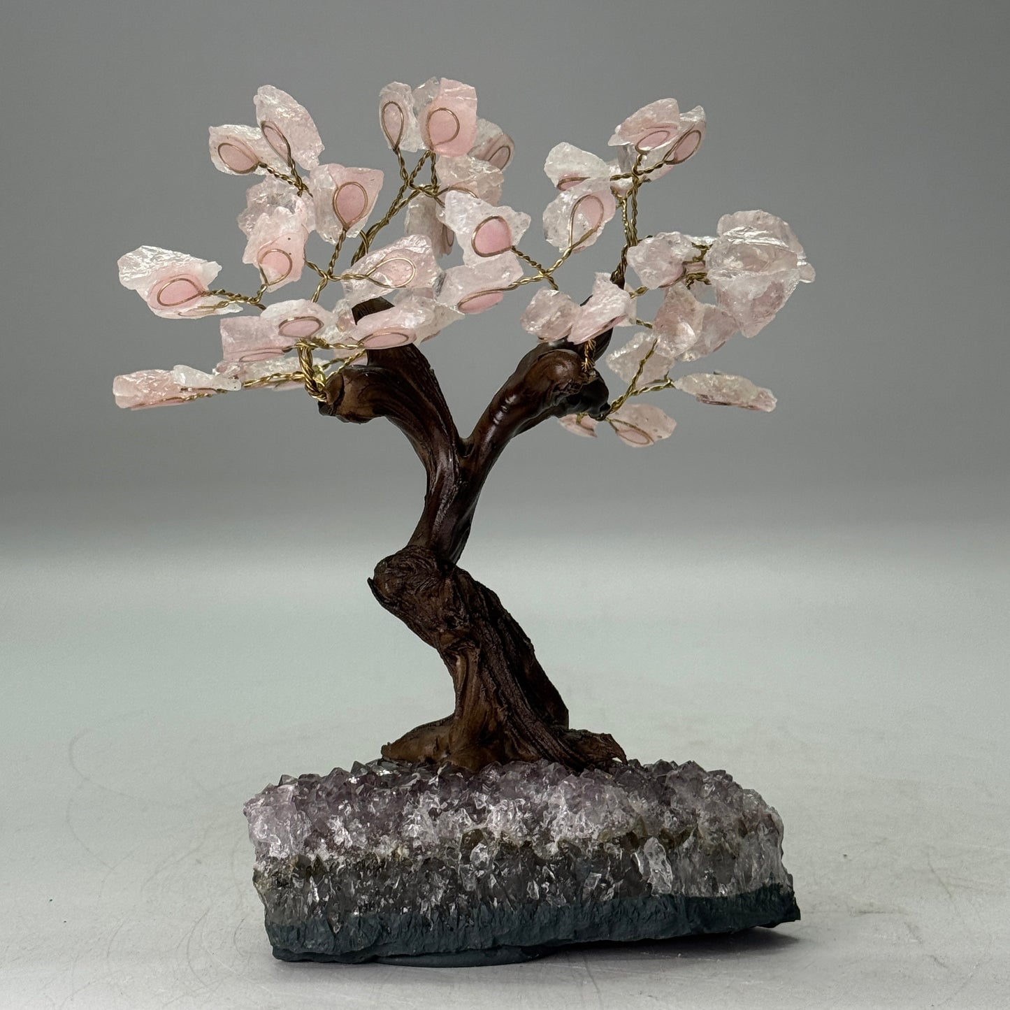 Arbre à pierres précieuses en quartz rose