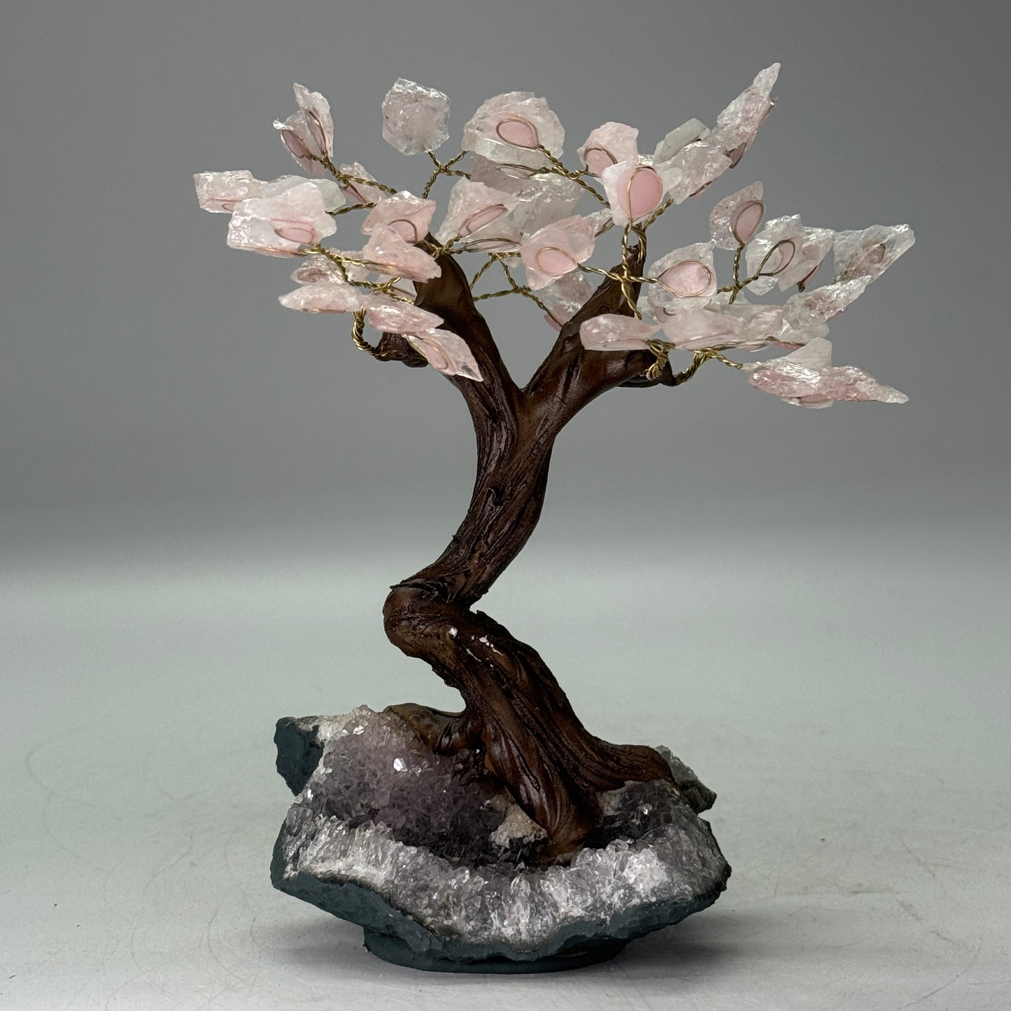 Arbre à pierres précieuses en quartz rose