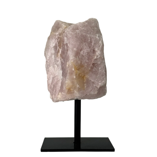 Kleine ruwe rozenkwarts op standaard