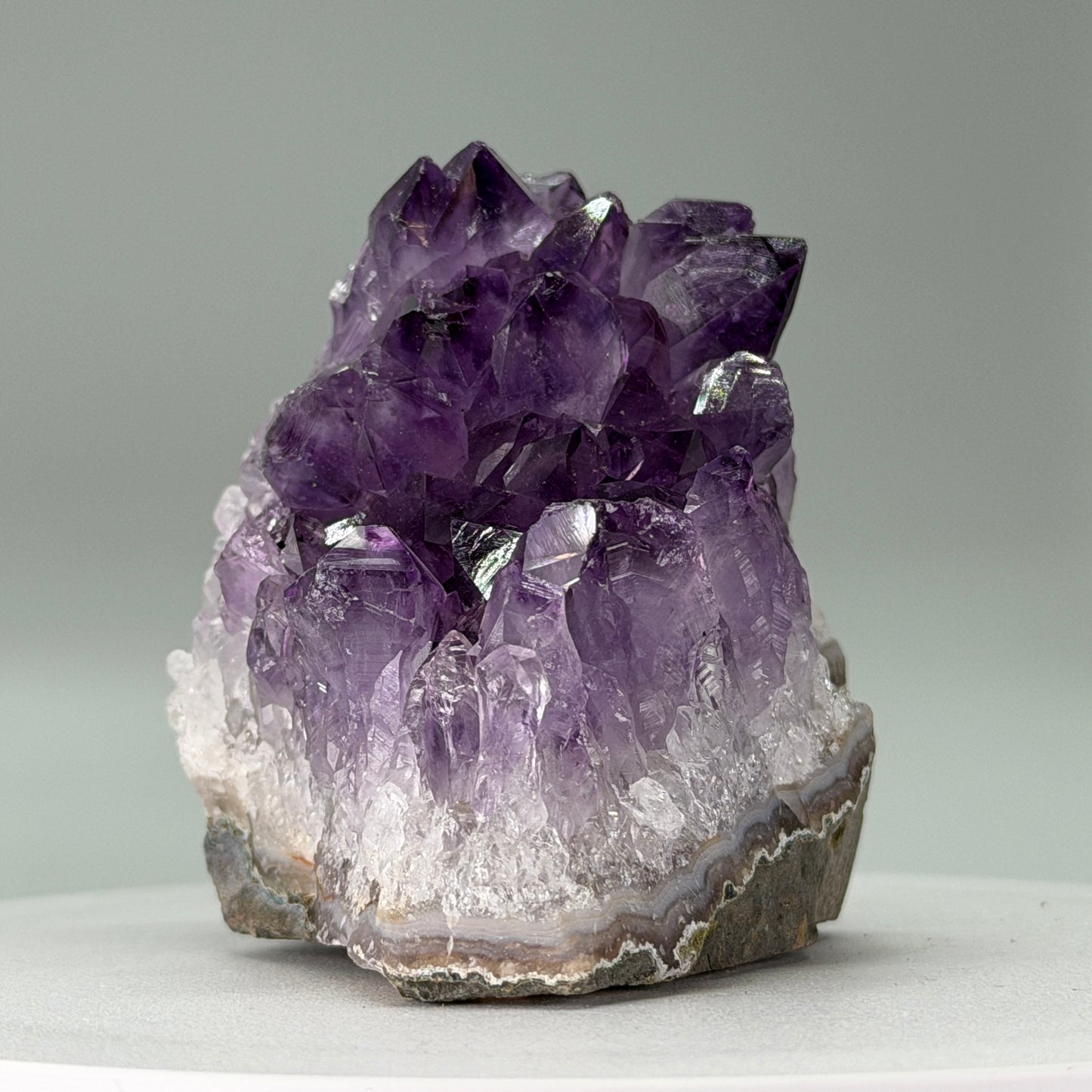 Kleine Natuurlijke Amethist Cut Base – Uruguay