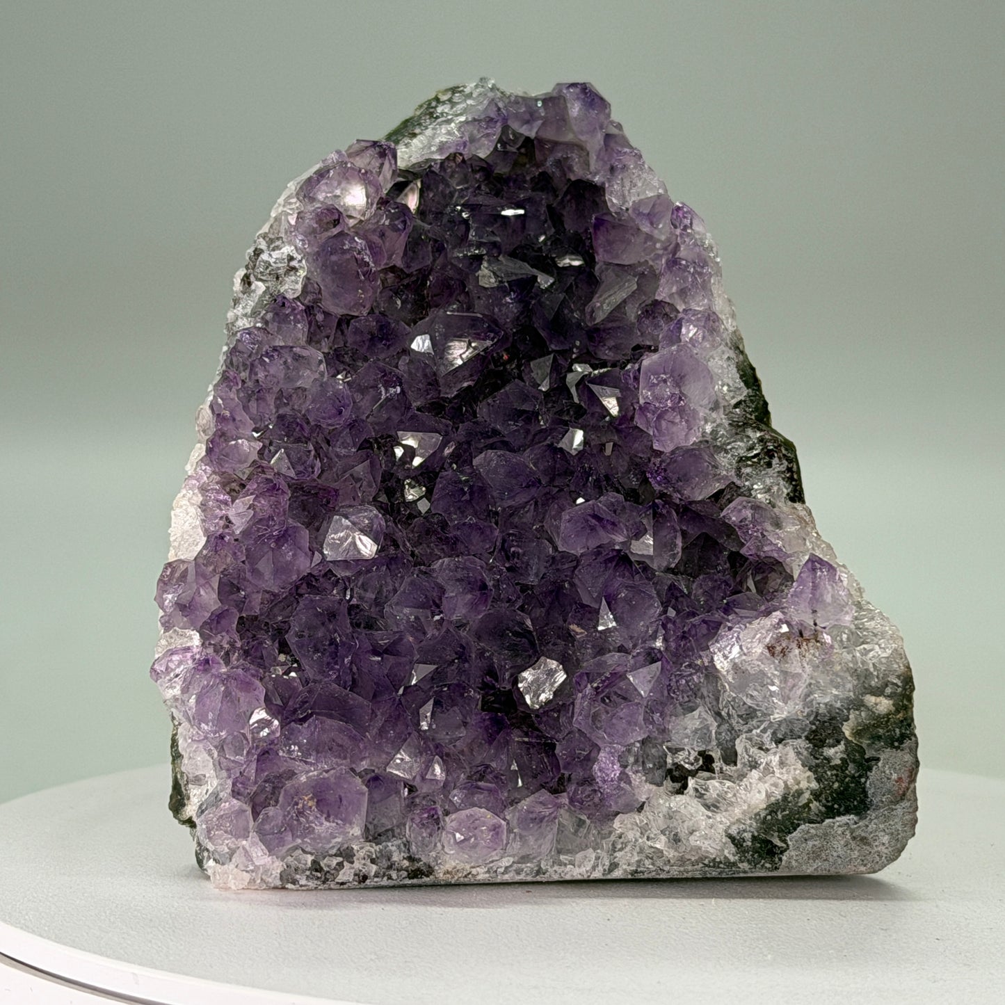 Kleine Natuurlijke Amethist Cut Base – Uruguay