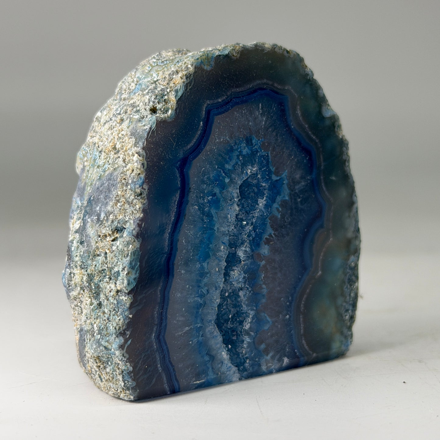 Magnifique géode d'agate bleue du Brésil (Druzy) – petite taille