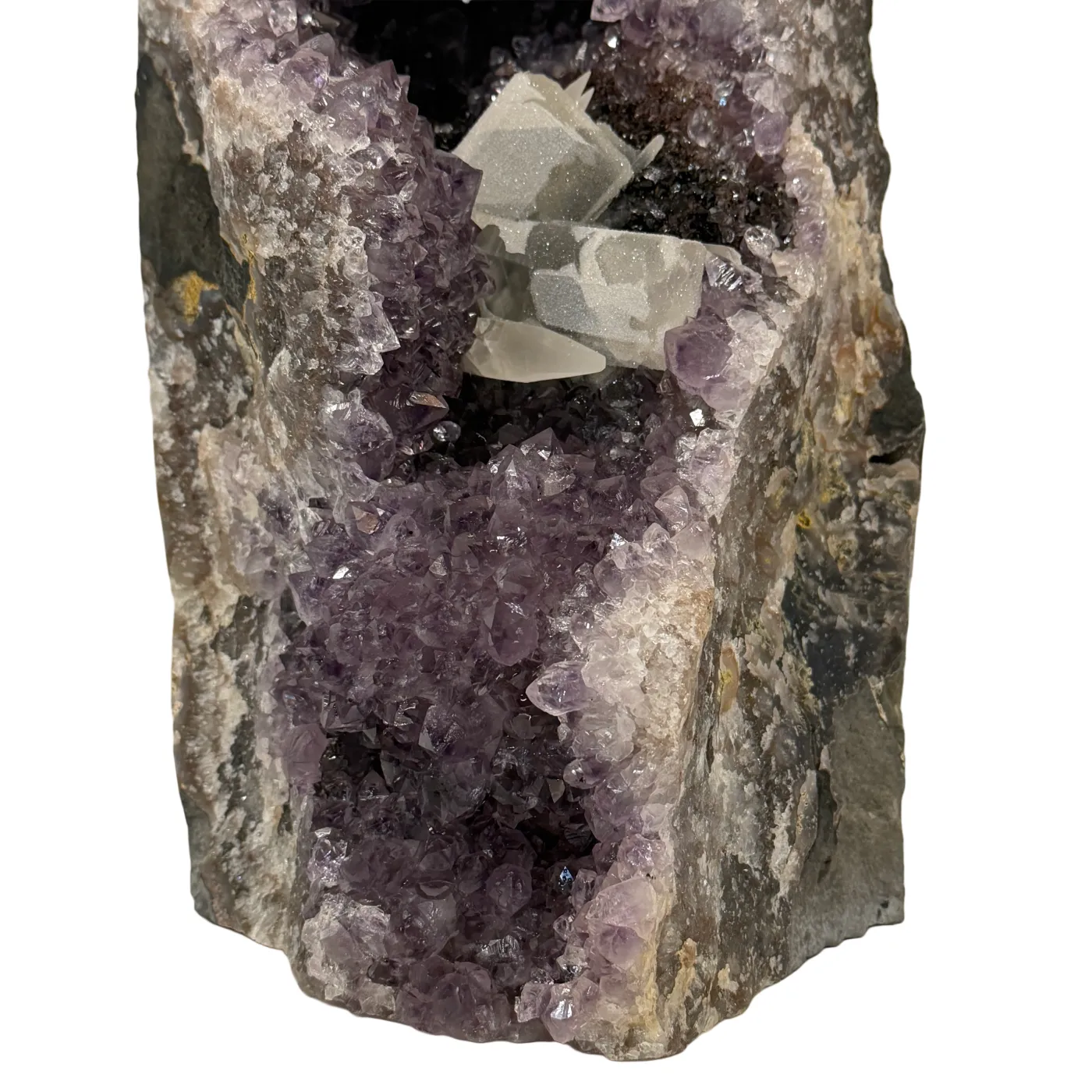 Améthyste unique d'Uruguay avec calcite et druse - 13,25 kg