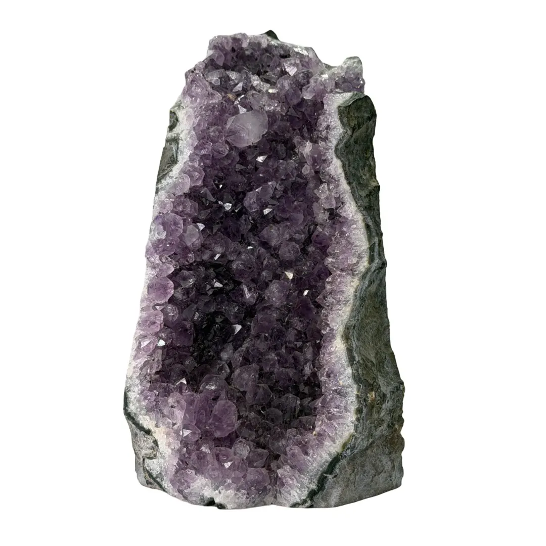 Améthyste base taillée du Brésil de 2,2 kg