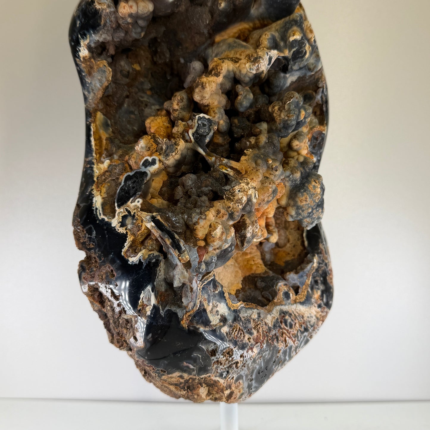 Rotsagaat met Chalcedoon op Voet uit Brazilië – 6,4 kg | 38 cm
