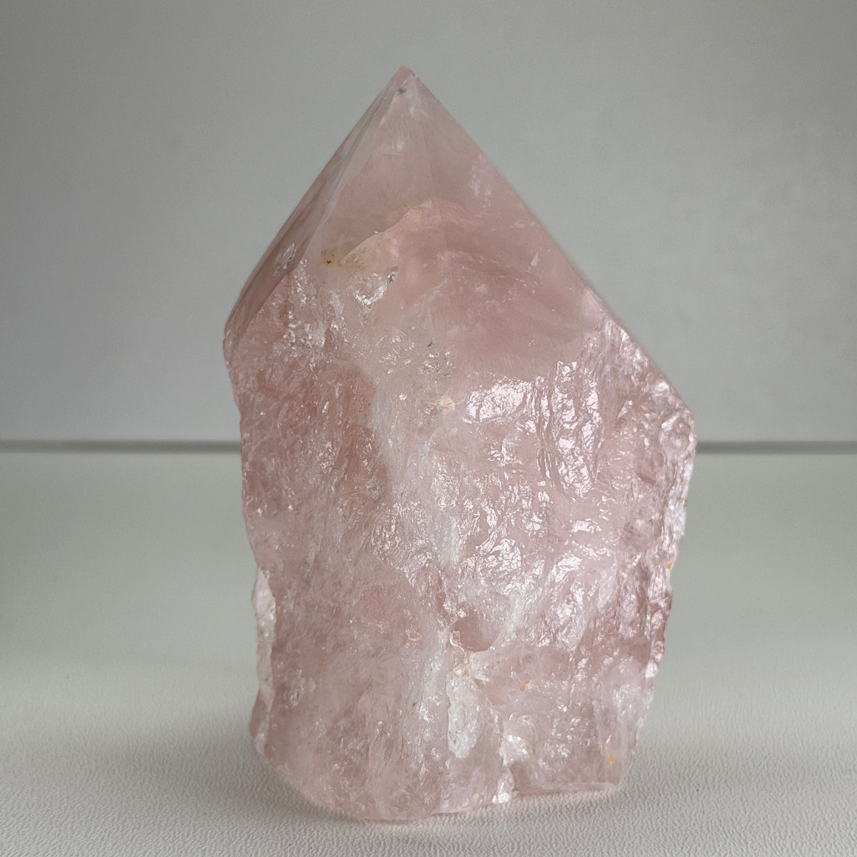 Rozenkwarts Punt uit Brazilië – Ruw & Gepolijst – 10 cm