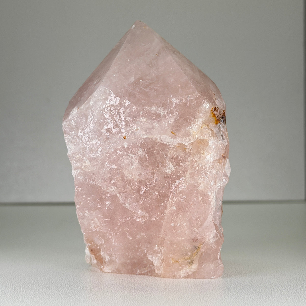 Rozenkwarts Punt uit Brazilië – Ruw & Gepolijst – 10 cm